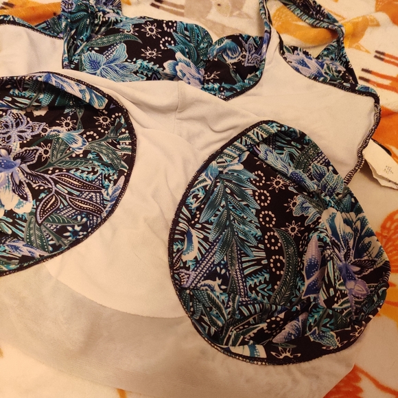 Maxine swimsuit one piece size 16 - Picture 9 of 14